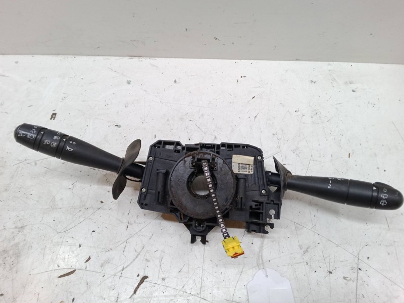 Recambio de mando luces para dacia sandero 1.6 (bs0d, bs0b, bs0f, bs0h) referencia OEM IAM   