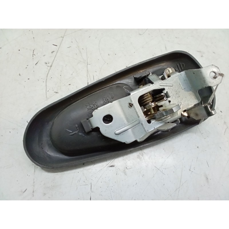 Recambio de maneta interior puerta trasera izquierda para mitsubishi l200 (k7_t, k6_t, k5_t) 2.5 td 4wd (k74t) referencia OEM IA