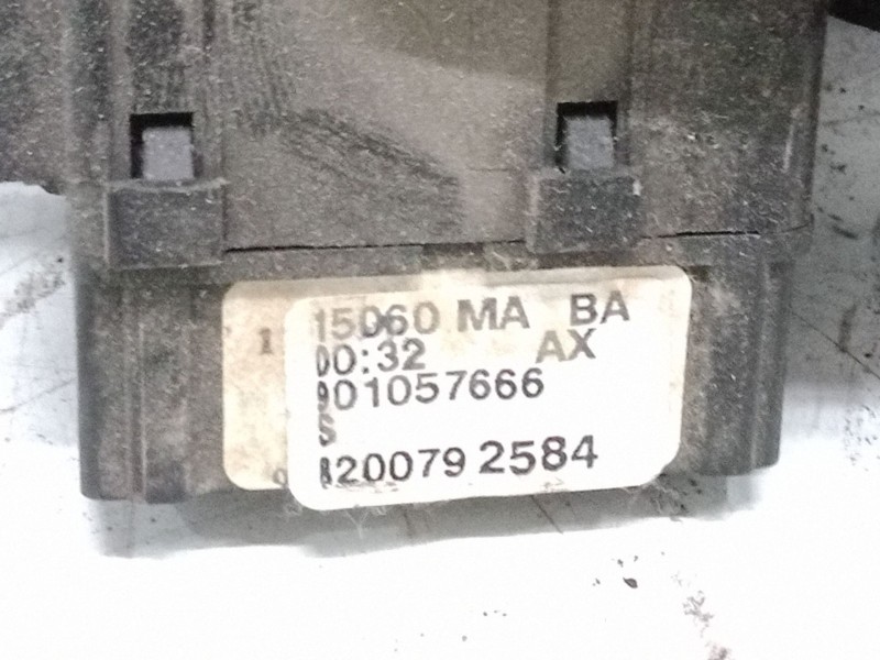 Recambio de mando luces para dacia sandero 1.2 16v referencia OEM IAM 8200792584 576661506000068 