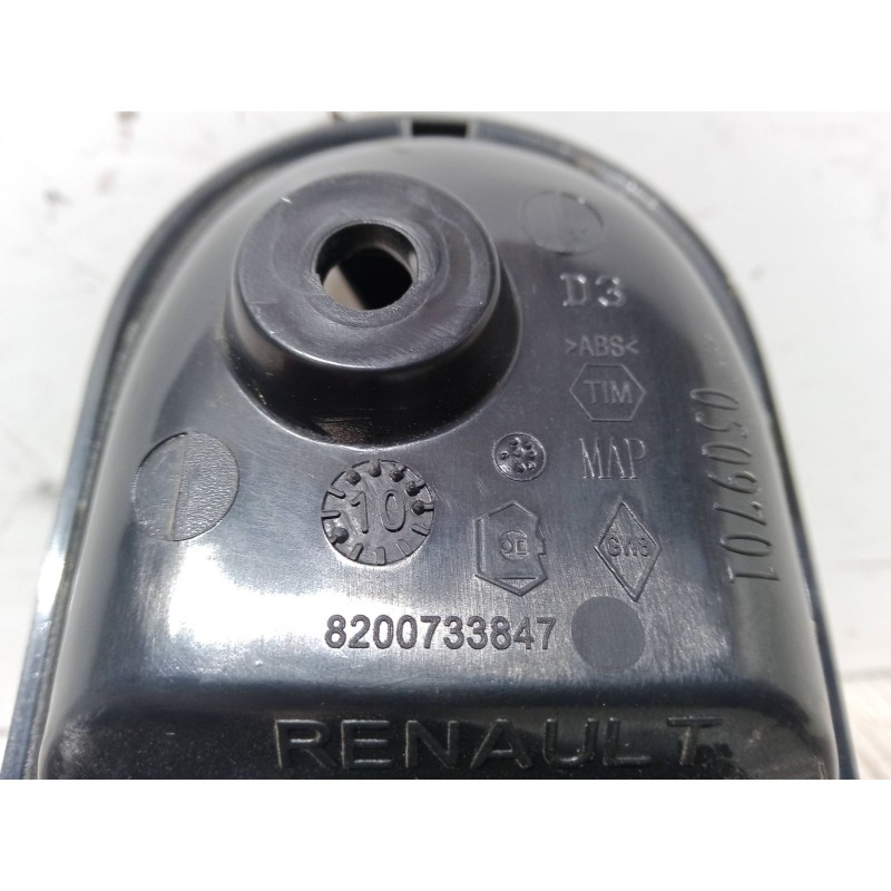 Recambio de maneta interior puerta delantera derecha para dacia sandero 1.2 16v referencia OEM IAM 8200733847  