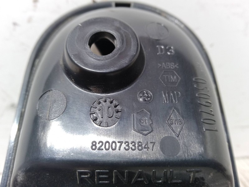 Recambio de maneta interior puerta delantera derecha para dacia sandero 1.2 16v referencia OEM IAM 8200733847  