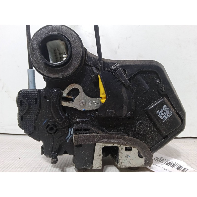 Recambio de cerradura puerta trasera derecha para toyota corolla (_e12_) 1.4 d (nde120_) referencia OEM IAM   