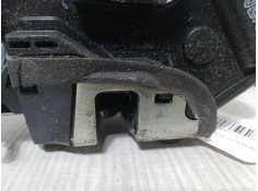 Recambio de cerradura puerta trasera derecha para toyota corolla (_e12_) 1.4 d (nde120_) referencia OEM IAM    2