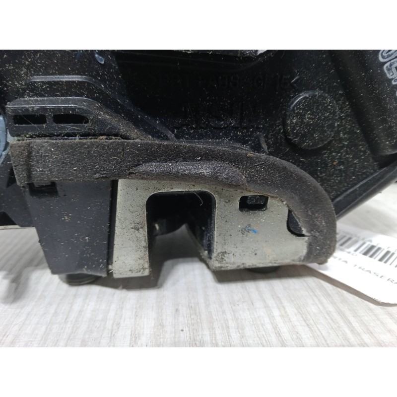 Recambio de cerradura puerta trasera derecha para toyota corolla (_e12_) 1.4 d (nde120_) referencia OEM IAM   