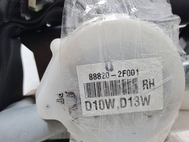 Recambio de cinturon seguridad delantero derecho para kia cerato i hatchback (ld) 1.6 referencia OEM IAM 88820-2F001  