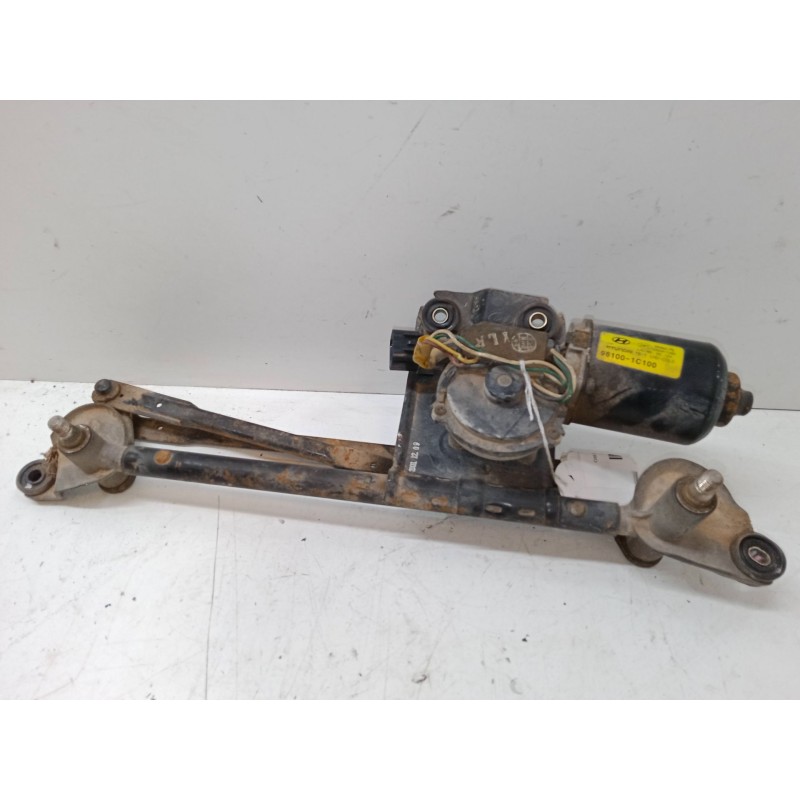 Recambio de motor limpia delantero para hyundai getz (tb) 1.1 referencia OEM IAM   