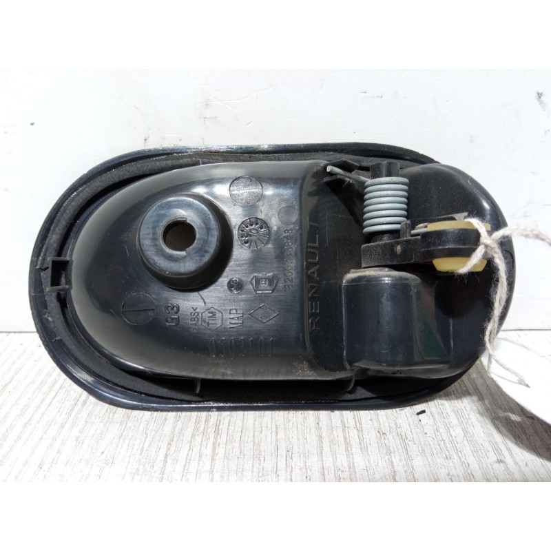 Recambio de maneta interior puerta trasera izquierda para dacia sandero 1.2 16v referencia OEM IAM 8200733848  