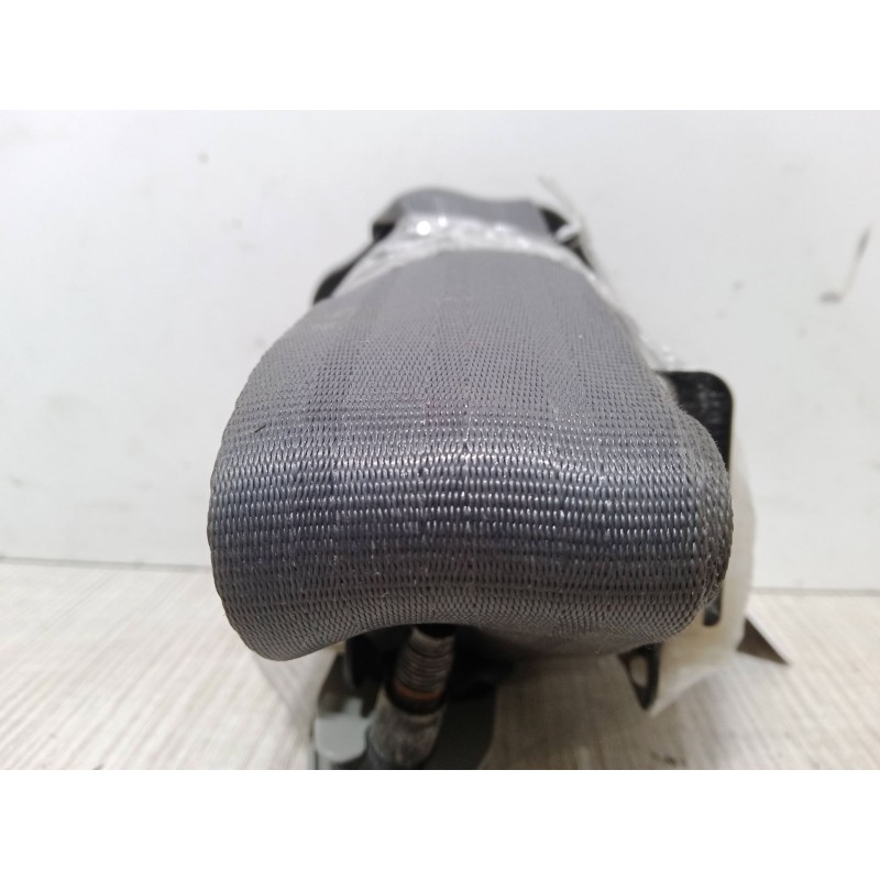 Recambio de cinturon seguridad delantero derecho para kia cerato i hatchback (ld) 1.6 referencia OEM IAM 88820-2F001  