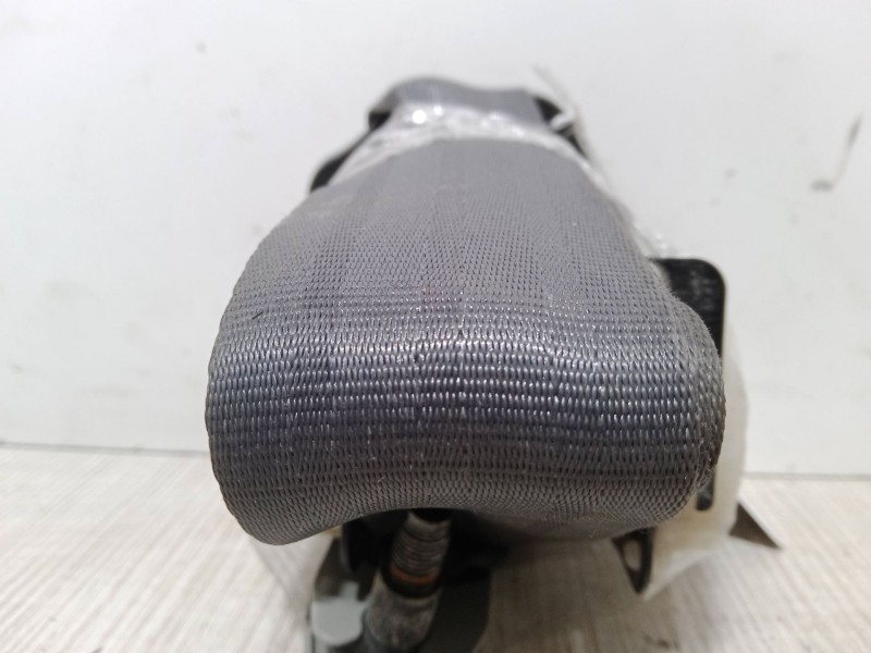 Recambio de cinturon seguridad delantero derecho para kia cerato i hatchback (ld) 1.6 referencia OEM IAM 88820-2F001  