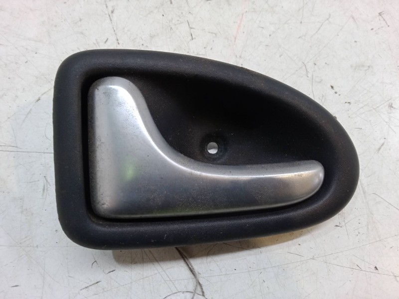 Recambio de maneta interior puerta delantera izquierda para renault clio ii (bb_, cb_) 1.4 16v (b/cb0p, bb13) referencia OEM IAM