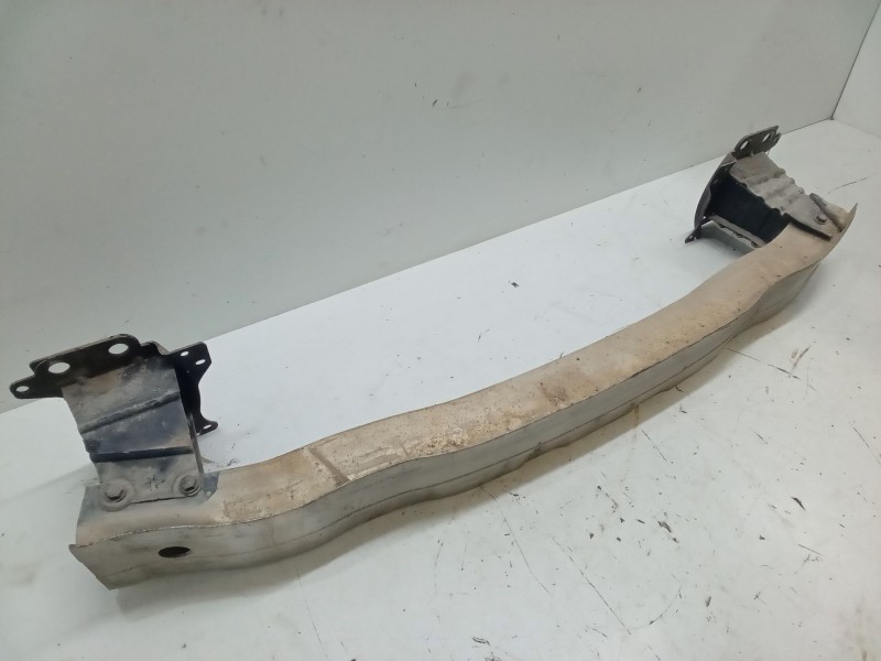 Recambio de refuerzo paragolpes delantero para audi a3 (8p1) 2.0 fsi referencia OEM IAM   