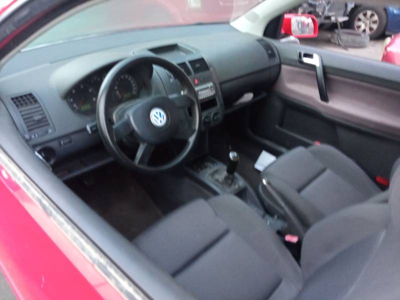VOLKSWAGEN POLO IV (9N_, 9A_)