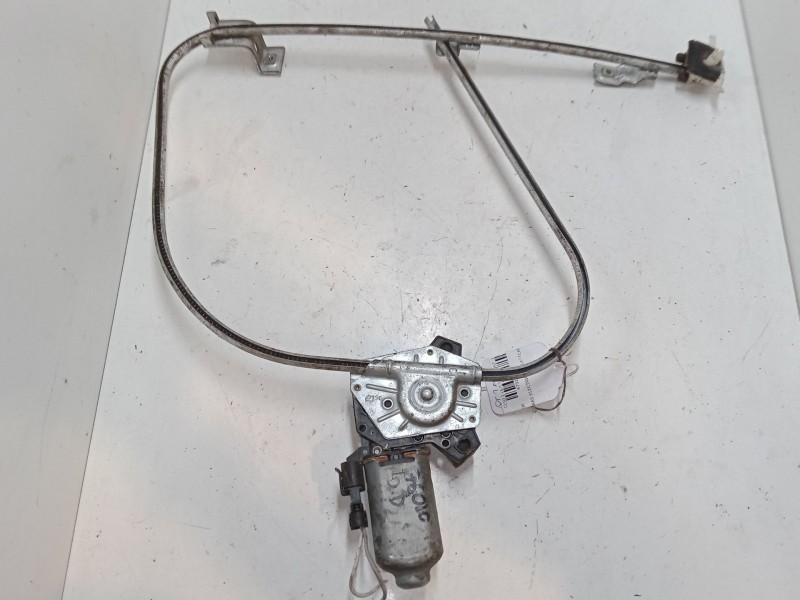 Recambio de elevalunas electrico delantero derecho para renault clio i (b/c57_, 5/357_) 1.2 (5/357y, 5/357k) referencia OEM IAM 