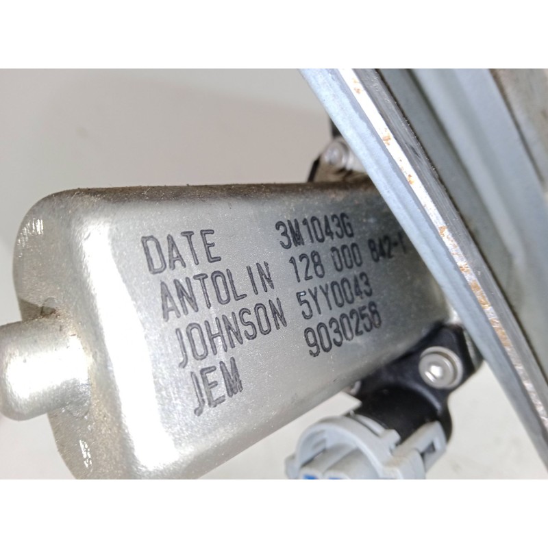 Recambio de elevalunas electrico delantero derecho para dacia sandero 1.6 (bs0d, bs0b, bs0f, bs0h) referencia OEM IAM   
