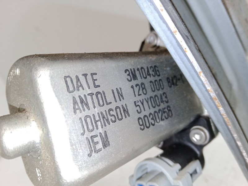 Recambio de elevalunas electrico delantero derecho para dacia sandero 1.6 (bs0d, bs0b, bs0f, bs0h) referencia OEM IAM   