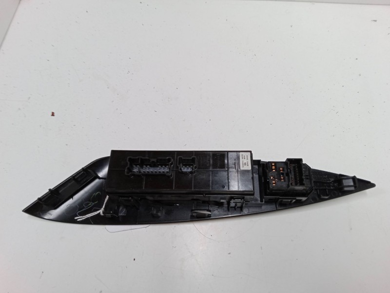 Recambio de mando elevalunas delantero izquierdo para nissan leaf (ze0) electric referencia OEM IAM   