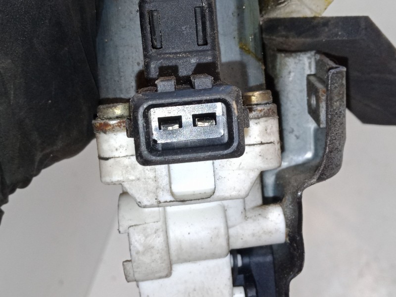 Recambio de elevalunas electrico delantero izquierdo para land rover freelander i (l314) 2.0 di 4x4 referencia OEM IAM   