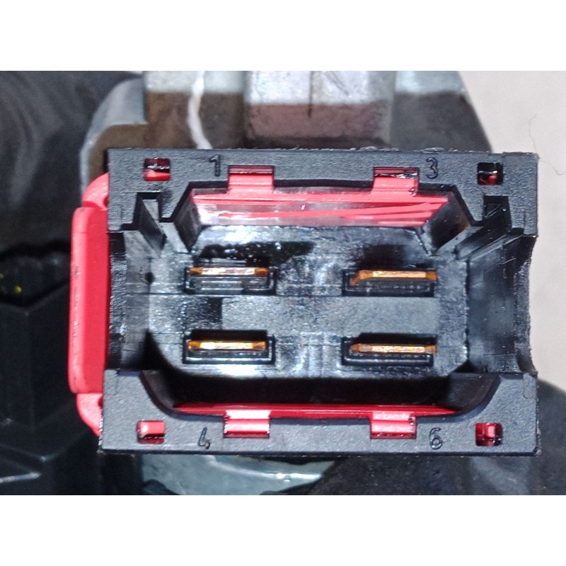 Recambio de clausor para renault clio iii (br0/1, cr0/1) 1.5 dci (br17, cr17) referencia OEM IAM 8200214173G  2167388472