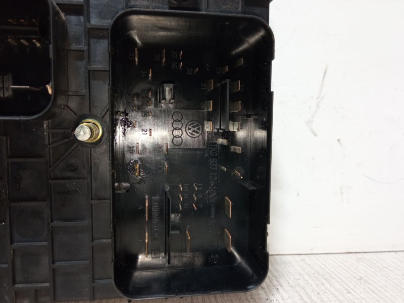 Recambio de bsm para audi a3 (8p1) 1.9 tdi referencia OEM IAM 1K0937124K  