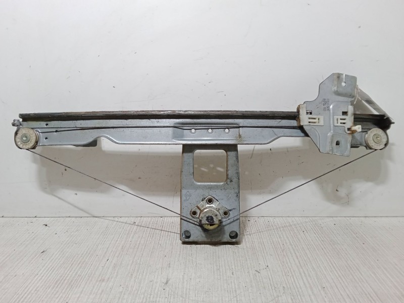 Recambio de elevalunas delantero izquierdo para dacia sandero 1.2 16v referencia OEM IAM   