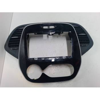 Embellecedor ( Radio Clima ) consola central 682602532r 