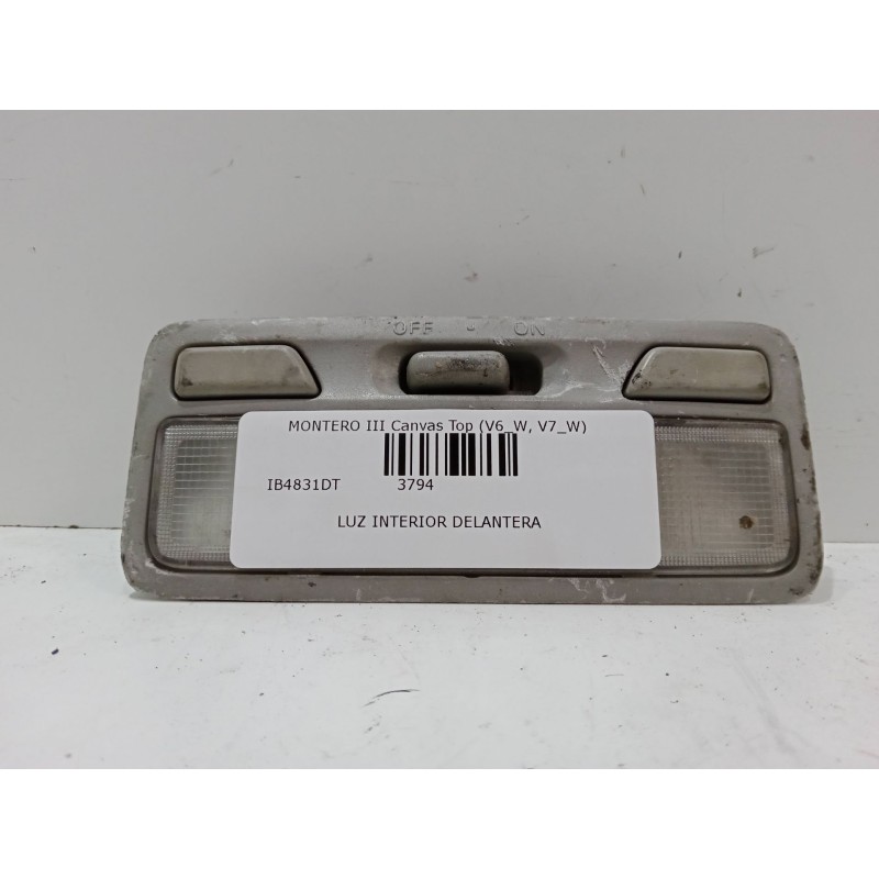 Recambio de luz interior delantera para mitsubishi montero iii canvas top (v6_w, v7_w) 3.2 di-d (v68w, v78w) referencia OEM IAM 