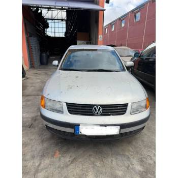 VOLKSWAGEN PASSAT B5 (3B2)