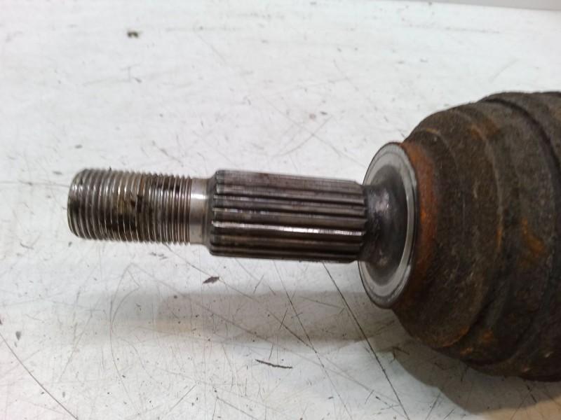 Recambio de transmision delantera izquierda para renault clio iii (br0/1, cr0/1) 1.5 dci (br17, cr17) referencia OEM IAM   