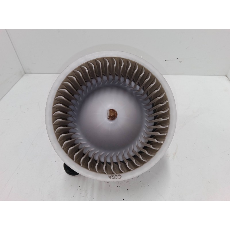 Recambio de motor calefaccion para kia sportage ii (je_, km_) 2.0 crdi referencia OEM IAM   