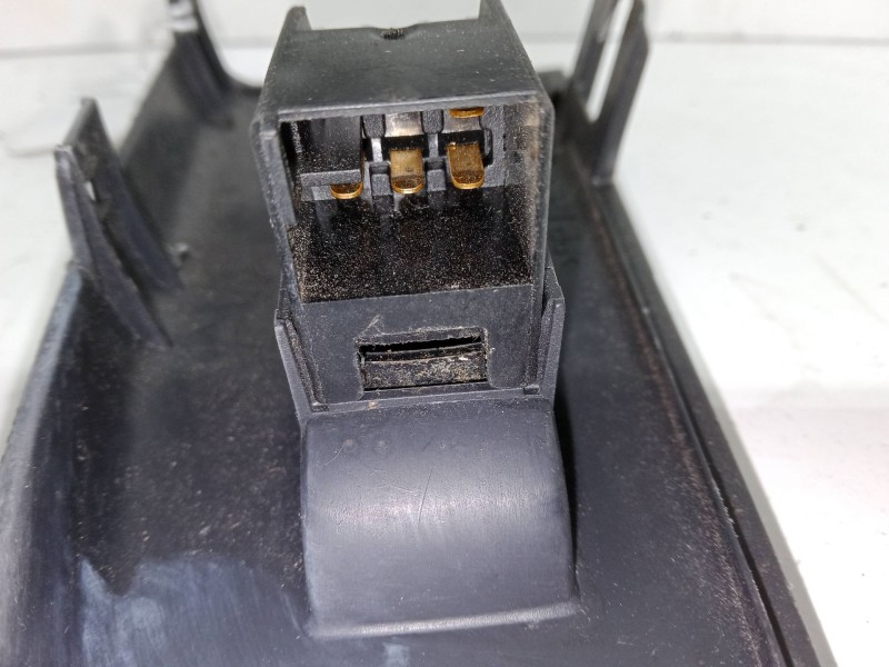 Recambio de mando elevalunas delantero derecho para skoda fabia i combi (6y5) 1.9 sdi referencia OEM IAM   