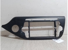 Recambio de marco radio para kia cee´d (jd) 1.6 gt referencia OEM IAM