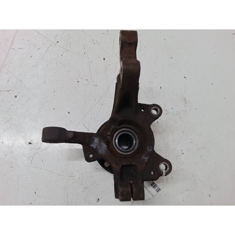 Recambio de mangueta delantera izquierda para renault clio iii (br0/1, cr0/1) 1.5 dci (br17, cr17) referencia OEM IAM   