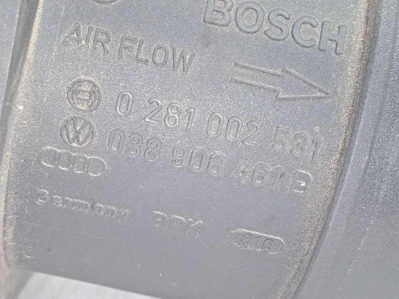 Recambio de caudalimetro para audi a3 (8p1) 1.9 tdi referencia OEM IAM 0281002531.038906461B  