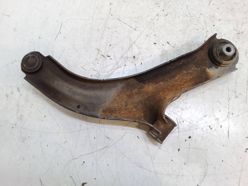 Recambio de brazo suspension inferior delantero izquierdo para renault clio iii (br0/1, cr0/1) 1.5 dci (br17, cr17) referencia O