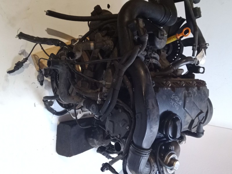 Recambio de motor completo para audi a4 b6 avant (8e5) 1.9 tdi referencia OEM IAM   