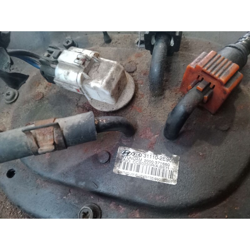 Recambio de deposito combustible para kia sportage ii (je_, km_) 2.0 crdi referencia OEM IAM   