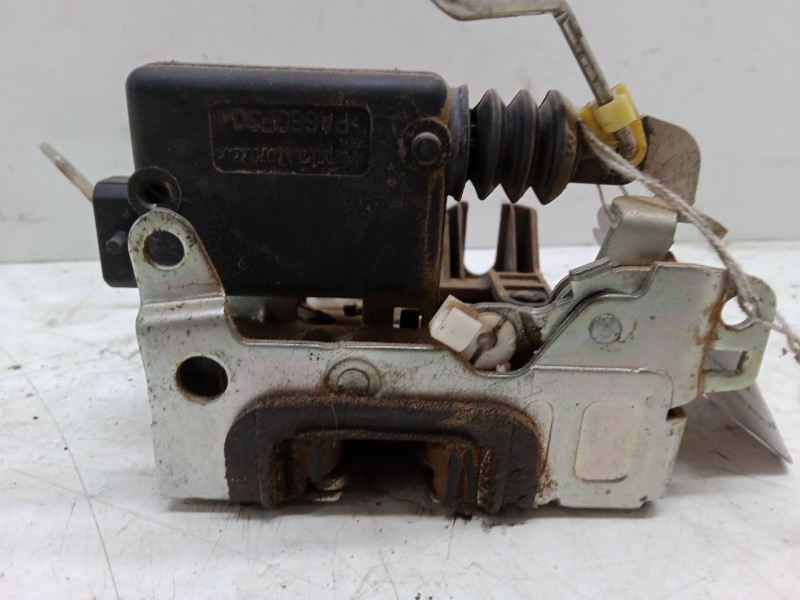 Recambio de cerradura puerta delantera derecha para dacia sandero 1.2 16v referencia OEM IAM   