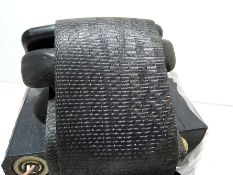 Recambio de cinturon con pretensor delantero izquierdo para fiat panda / panda classic (169_) 1.1 (169.axa1a) referencia OEM IAM