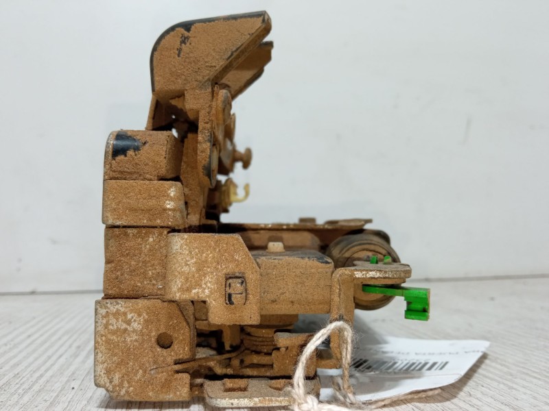 Recambio de cerradura puerta delantera izquierda para dacia sandero 1.2 16v referencia OEM IAM   