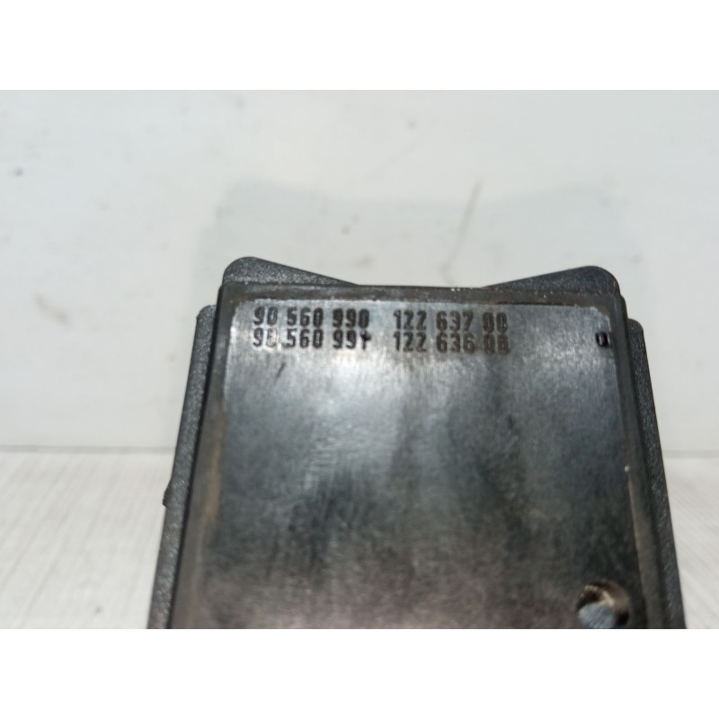 Recambio de mando de intermitencia para opel zafira a monospace (t98) 2.0 dti 16v (f75) referencia OEM IAM 90560990  