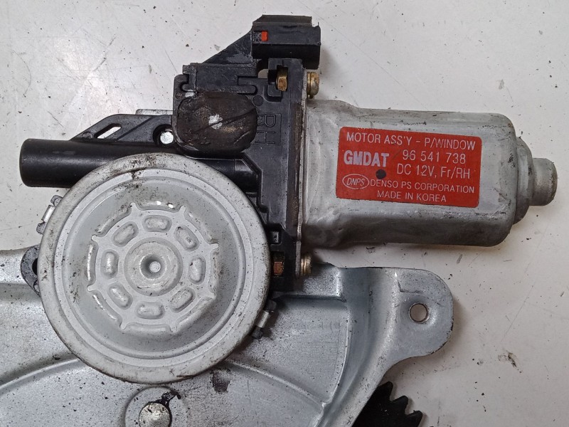 Recambio de elevalunas electrico delantero derecho para chevrolet aveo / kalos hatchback (t200) 1.4 16v referencia OEM IAM 96541