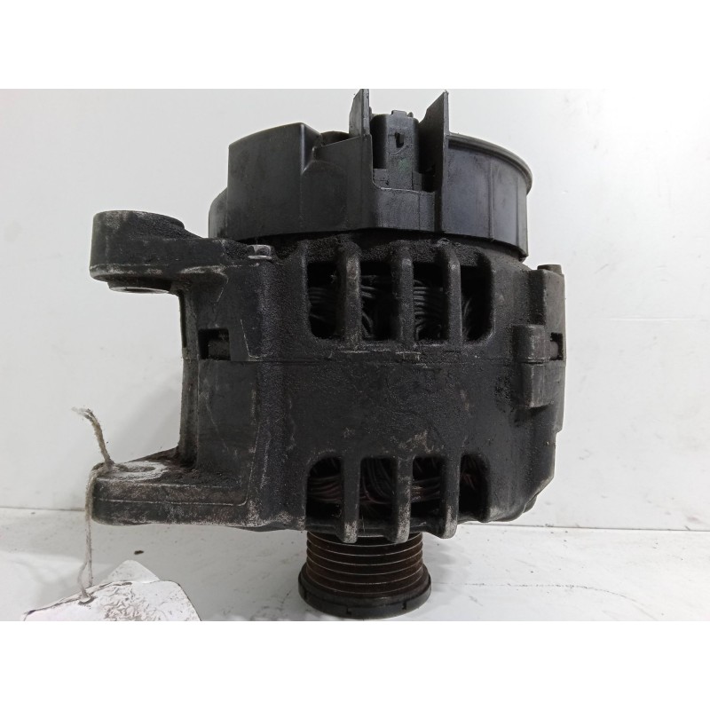 Recambio de alternador para renault trafic furgoneta (t_, p_, v_) 2.5 d referencia OEM IAM 8200538407  2543384A  SG12B110