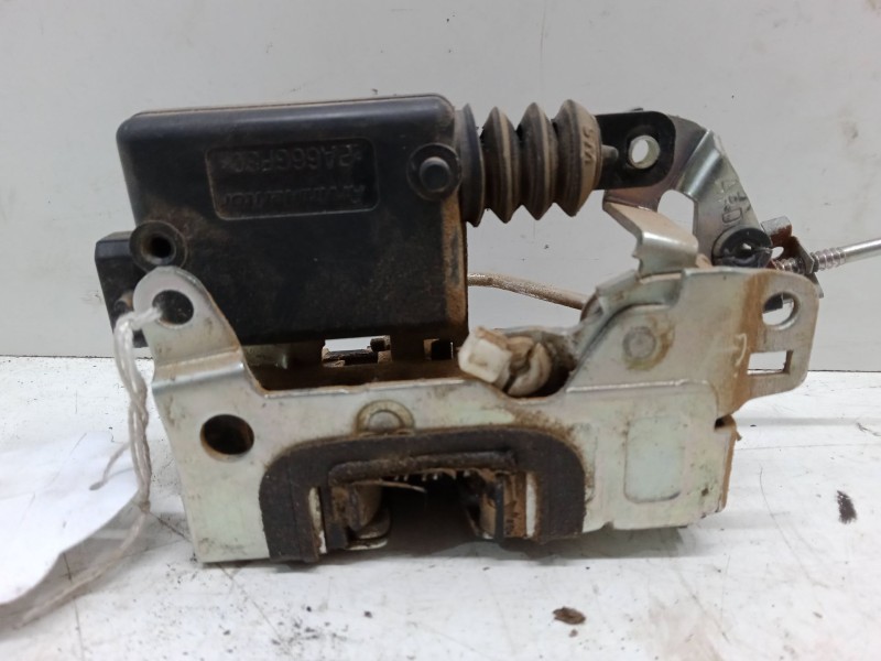 Recambio de cerradura puerta trasera derecha para dacia sandero 1.2 16v referencia OEM IAM   
