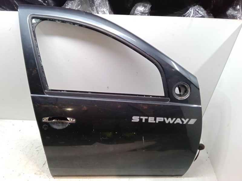 Recambio de puerta delantera derecha para dacia sandero 1.6 (bs0d, bs0b, bs0f, bs0h) referencia OEM IAM   
