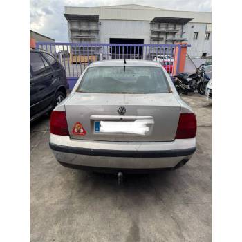 VOLKSWAGEN PASSAT B5 (3B2)