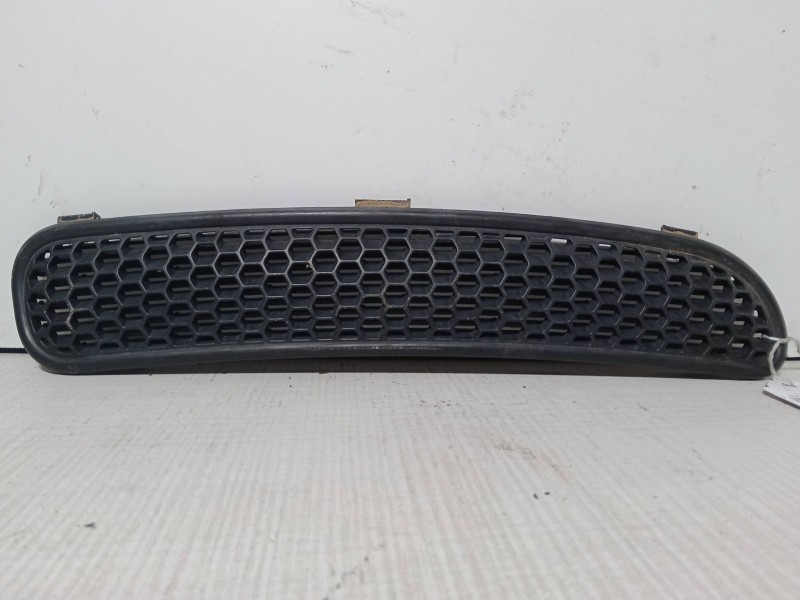 Recambio de molduras exterior derecha para mini mini (r50, r53) one d referencia OEM IAM   