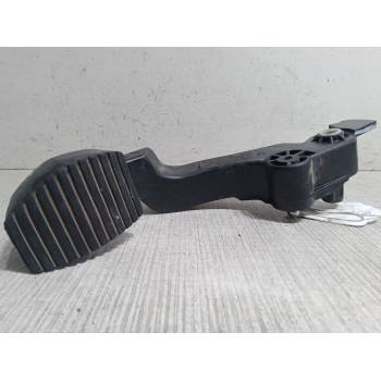 PEDAL EMBRAGUE 