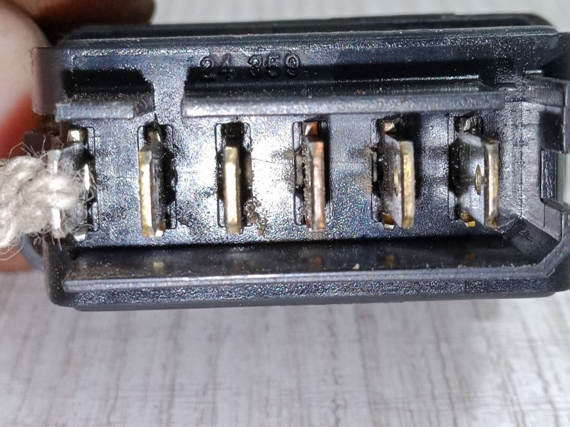 Recambio de mando elevalunas delantero derecho para renault scénic i monospace (ja0/1_, fa0_) 1.9 dci (ja05, ja1f) referencia OE