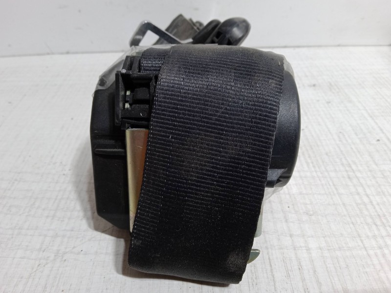 Recambio de cinturon seguridad trasero central para dacia sandero ii tce 90 (b8m1, b8ma) referencia OEM IAM   