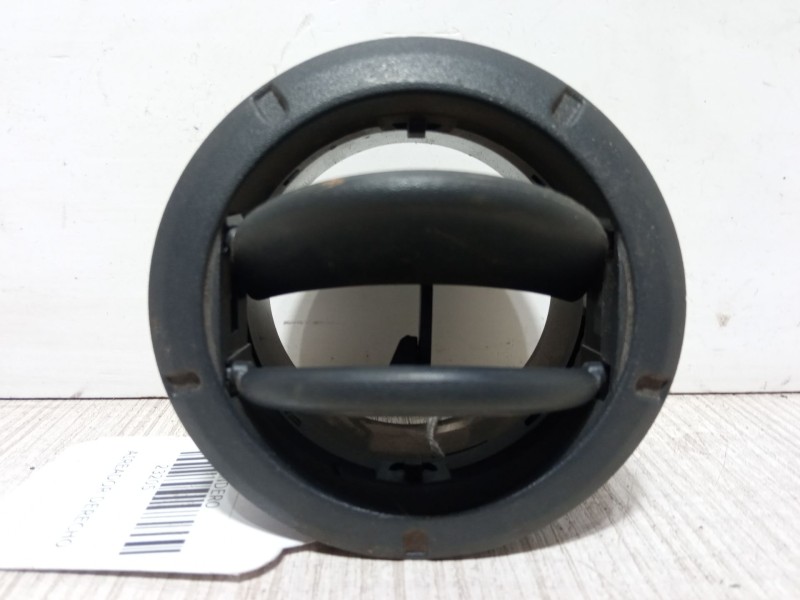 Recambio de aireador derecho para dacia sandero 1.2 16v referencia OEM IAM   